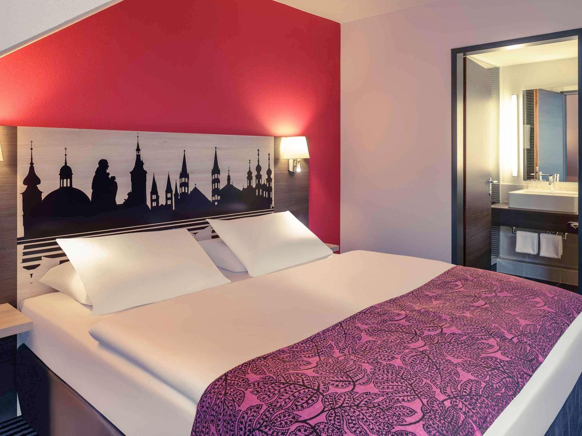 Mercure Hotel Wuerzburg Am Mainufer Bagian luar foto
